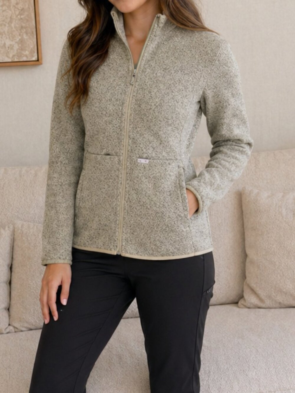 FIGS On-Shift Sweater Knit Jacket Heathered Light Oak XS Scrubs Uniform